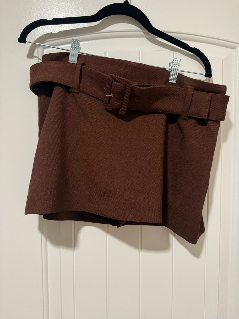 Low-Waist Brown Belted Women’s skort - express